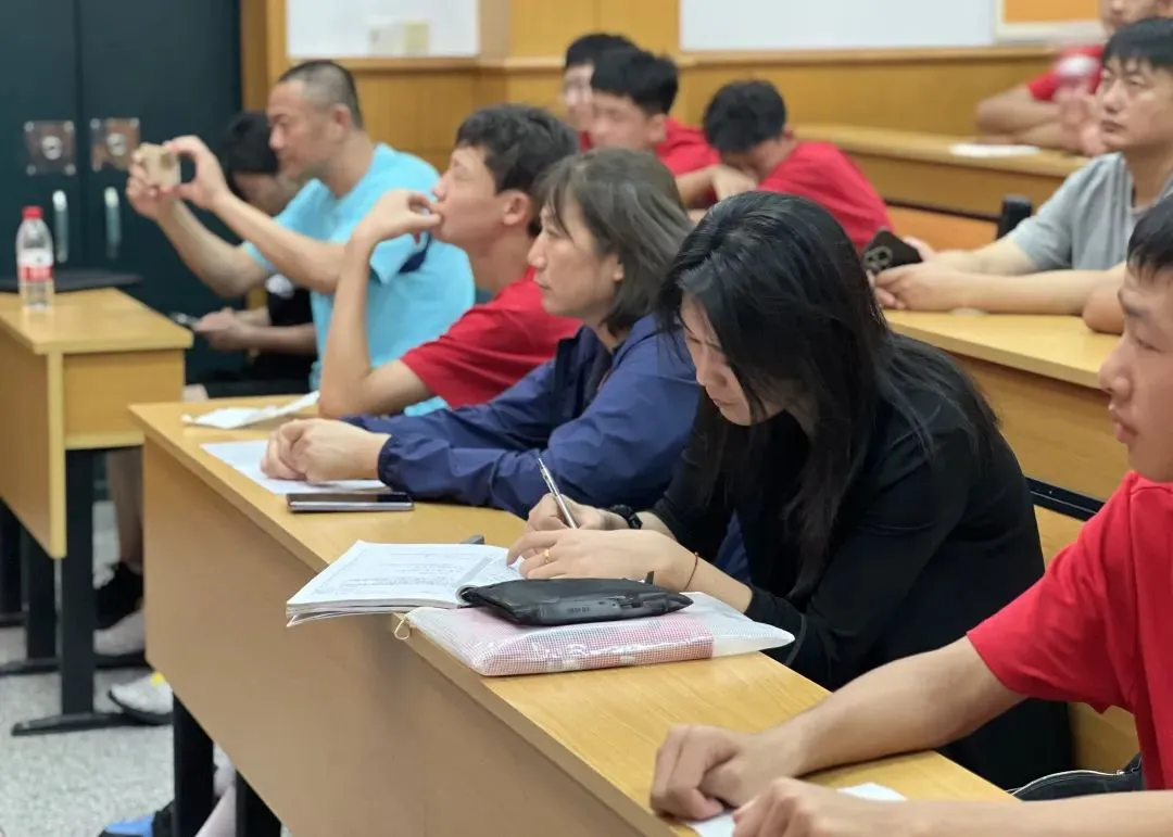 为什么智能预警能帮助篮球教练更好地指导球员_1